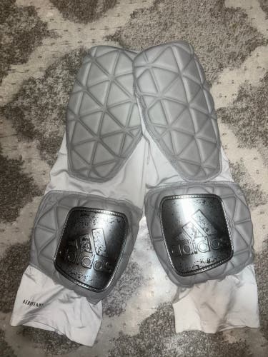 Medium Adult Adidas (Used)