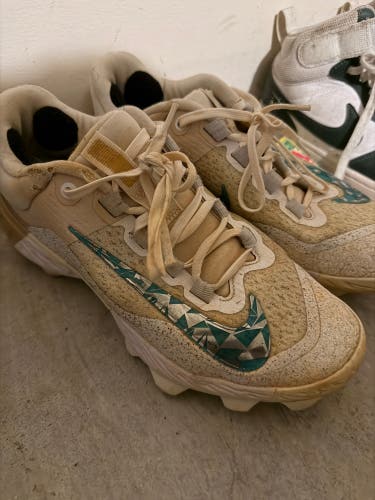 Kid's 7Y (Big Kids / Youth) Nike (Used)