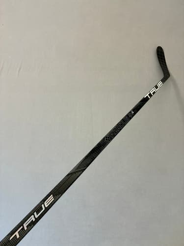 Used 92 Flex P28M Senior True HZRDUS 9x4 Left Hand Pro Stock Hockey Stick - Black/Gray