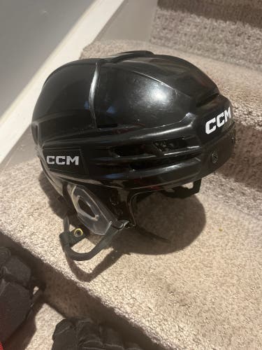 Medium CCM Tacks 720 Helmet (Used)