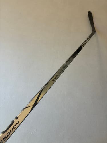 Used 82 Flex P92 Senior Bauer Vapor Hyperlite 2 Left Hand Pro Stock Hockey Stick - Silver
