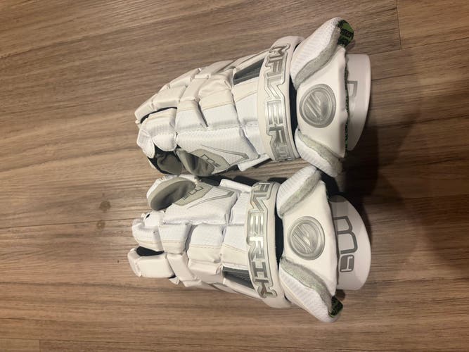 Maverik M5 Lacrosse Gloves (Used)