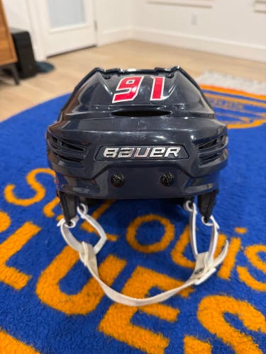Large Bauer Re-Akt 100 Helmet (Used)