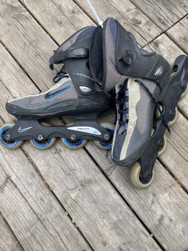 Nike Inline Skates Size 10 (Used)