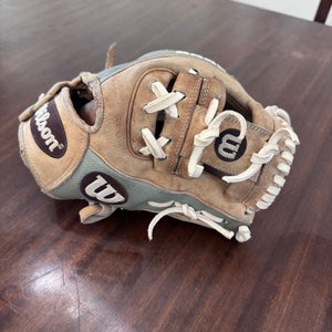 Wilson RH Infield A2000 PF88 Baseball Glove 11.25" (Used)