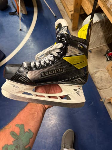 Black/Yellow 2020 Bauer Supreme 3S Hockey Skates Extra Wide Width 9.5 (Used)