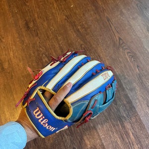 Wilson A2K MB50 Mookie Betts Game Model 12.5” Outfield Glove – Rare Exclusive Colorway