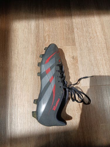 Black Unisex Size M 7.5 (W 8.5) Adidas Predator Club FG/MG Cleats (Used)