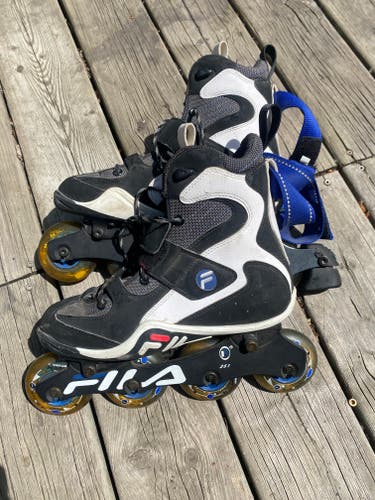 Womens Fila Inline Skates Size 8.5 (Used)