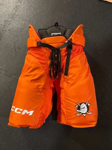 Men's Senior Medium CCM HP45 Anaheim Ducks Hockey Pants Pro Stock (New)