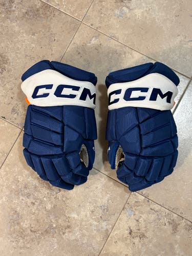 Maple Leafs CCM JetSpeed Pro Gloves 14" (Used) - free shipping