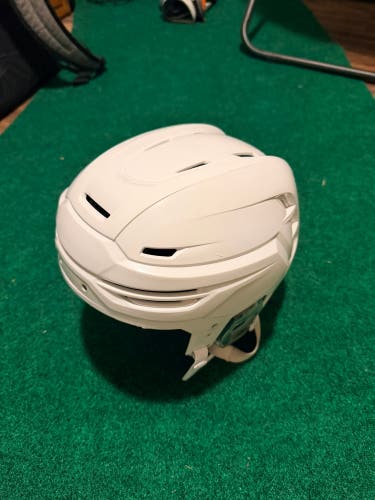 Medium Warrior Alpha One Pro Helmet Pro Stock (Used)