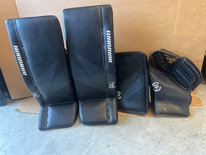 Warrior Ritual G7 Youth 22” Goalie Leg Pads, glove, and blocker