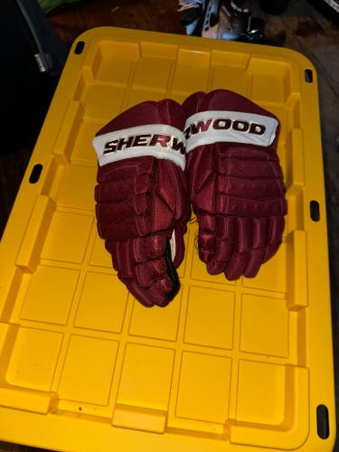 Sher-Wood 9950 Pro Gloves 14" (Used)