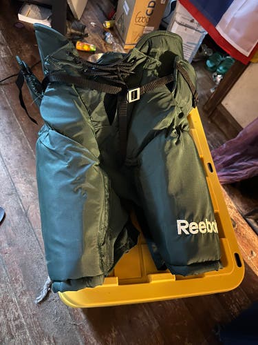 Senior Large Reebok MHP 620 Hockey Pants (New)