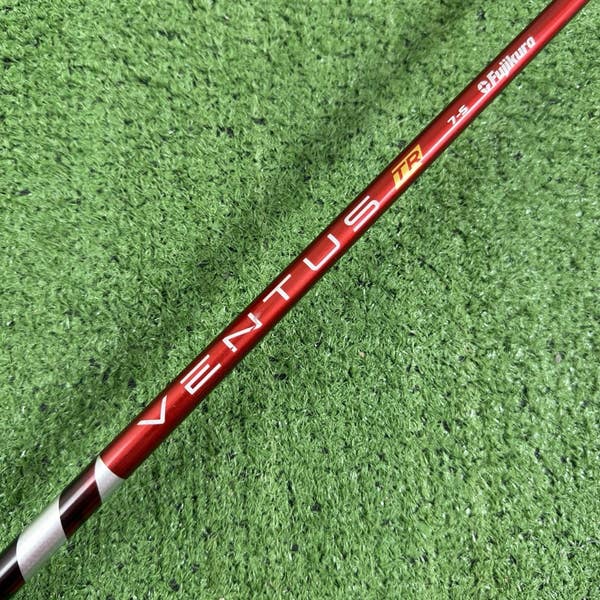 Callaway Apex UW 2024 19 Utility Wood Ventus TR 7-S Velocore Red