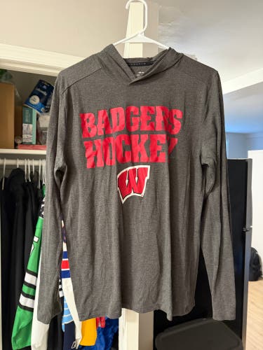 Wisconsin badgers hockey team issued bundle