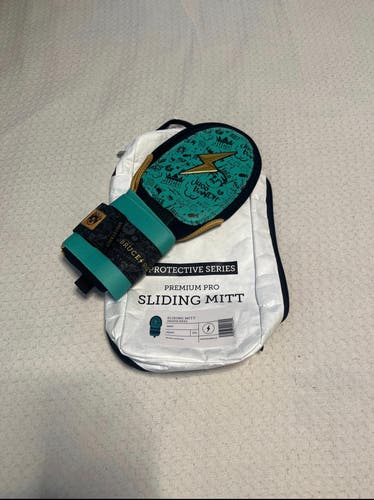 King of Juco Senior Sliding Mitt (Used)