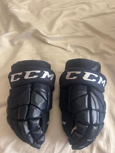 CCM HG14 Gloves 13" Pro Stock (Used)