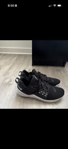 Men's Size M 11.5 (W 12.5) Adult Nike Free Metcon Shoes (Used)