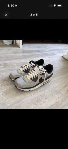 Men's Size M 11.5 (W 12.5) Adult Nike Air Max 90 Shoes (Used)