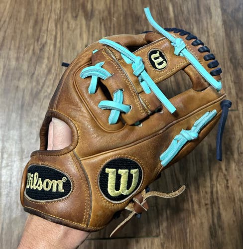 Infield RH Wilson A2000 Baseball Glove 11.5" (Used)