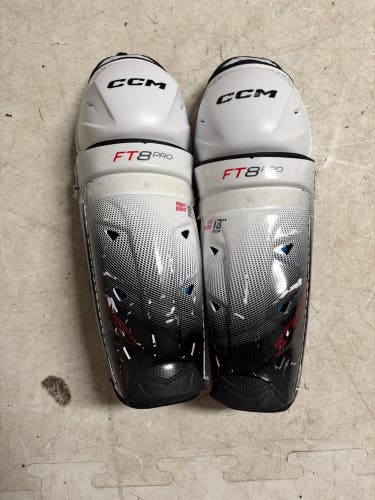 Intermediate CCM Jetspeed FT8 Pro 13" Shin Pads Pro Stock (Used)