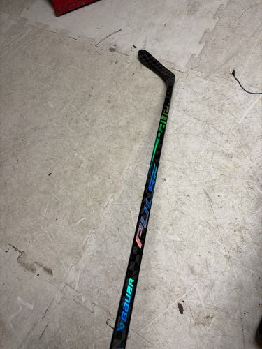 Intermediate Bauer Pulse Left Hand Hockey Stick P28 55 Flex Pro Stock (Used)