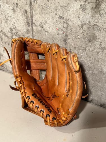 Vintage Wilson Tommy John A2260 Autograph Model Baseball Glove | Rare Collectible