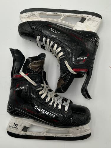 Black/Red Bauer Supreme Mach Hockey Skates Size 7 (Used)