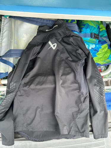 Bauer neck guard shirt