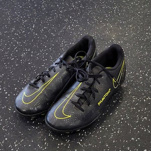 Used Nike Soccer Cleats Black Junior 02.5 11849-s000040903