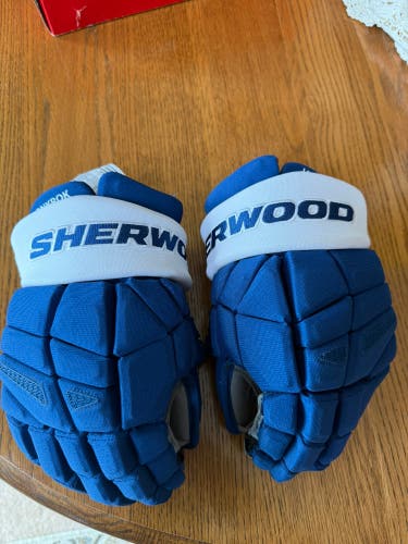 Sher-Wood Rekker Gloves 13" Pro Stock (New)