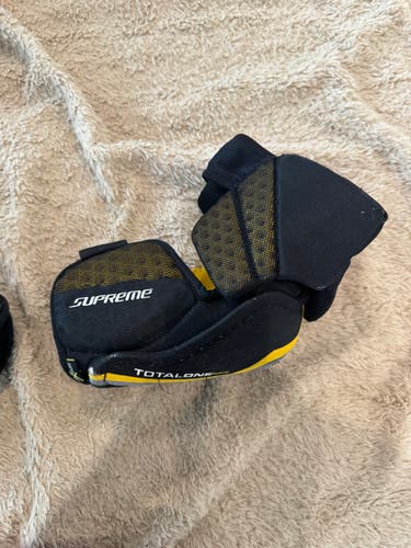 Senior Large Bauer TotalOne NXG Elbow Pads (Used)