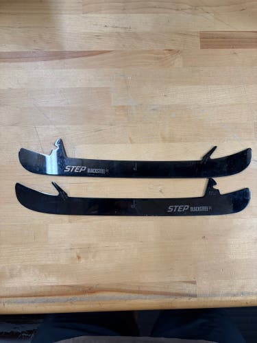 USED CCM Black Step Steel 271 mm