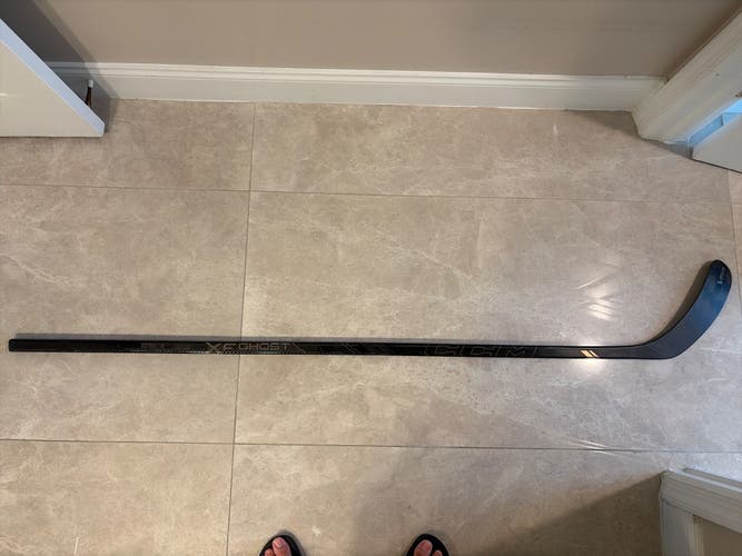 Senior CCM XF Ghost Right Handed Hockey Stick P29 75 Flex (New)