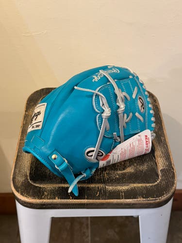 NWT Rawlings Heart of the Hide  Baseball Glove 11.75"  *RHT