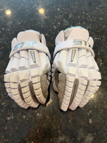 STX Surgeon RZR Lacrosse Gloves (Used)