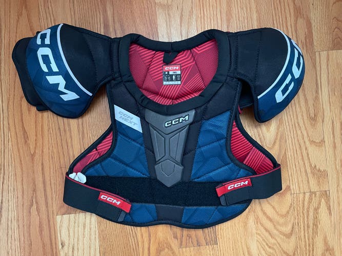 LIKE NEW Small Senior CCM Next Shoulder Pads (Used)