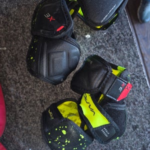Junior Small Bauer Vapor 3X Elbow Pads (Used)