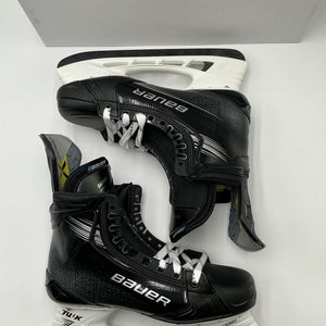 Bauer Hyperlite 2 Hockey Skates Size 10 (New)