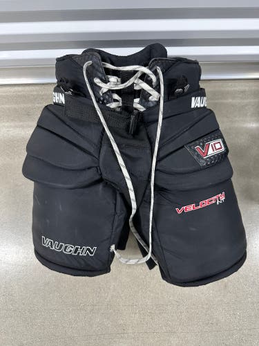 Intermediate Large Vaughn Velocity V10 Hockey Goalie Pants (Used)