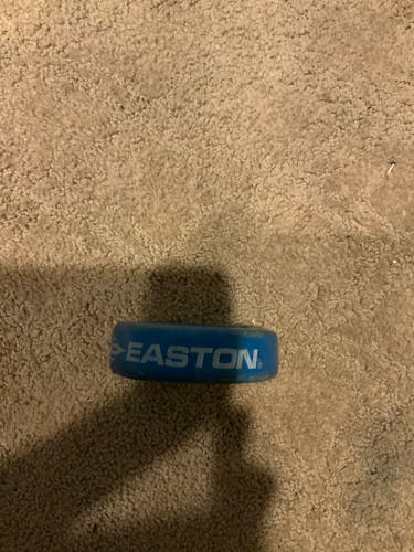 Blue Easton Bat Weight (Used)