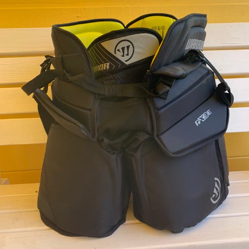 Warrior Ritual X3 E Senior Small Goalie Pants RX3E Lightly Used *Read Full Description*