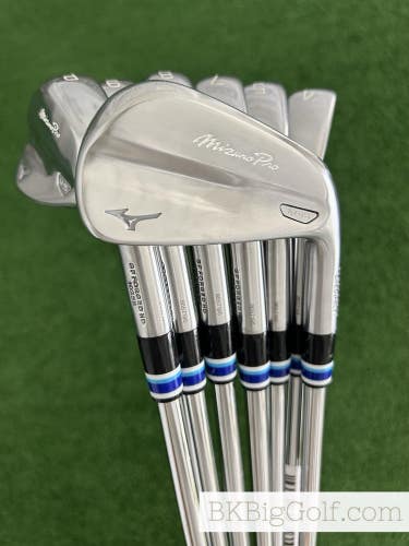Mizuno M-15 Forged Iron Set 4-P / True Temper AMT Silver Stiff
