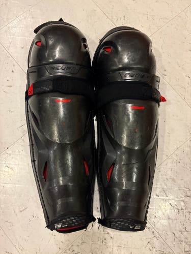Senior Bauer Vapor 3X Pro 16" Shin Pads (Used)