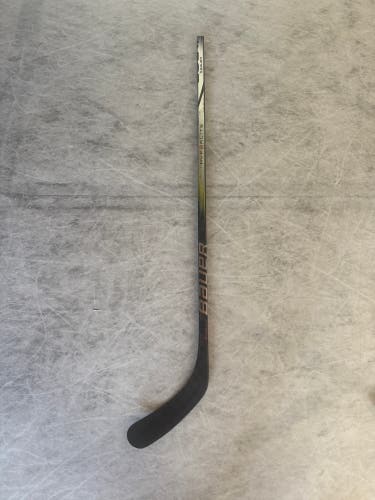 Senior Bauer Vapor Hyperlite 2 Right Handed Hockey Stick P92 70 Flex (Used)