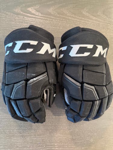 CCM HGQL Pro Stock Hockey Gloves 14” Stars 1379