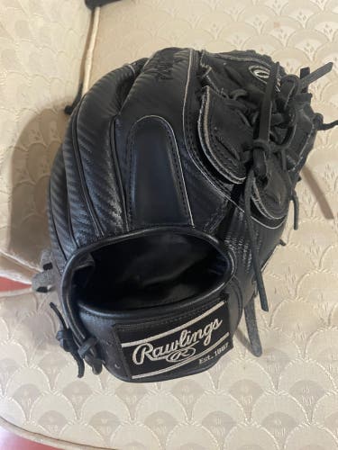 Rawlings Heart of the Hide RH Pitcher's Baseball Glove 11.75" (New)