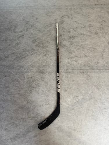 Senior Bauer Vapor Hyperlite Right Handed Hockey Stick P92M 65 Flex (Used)